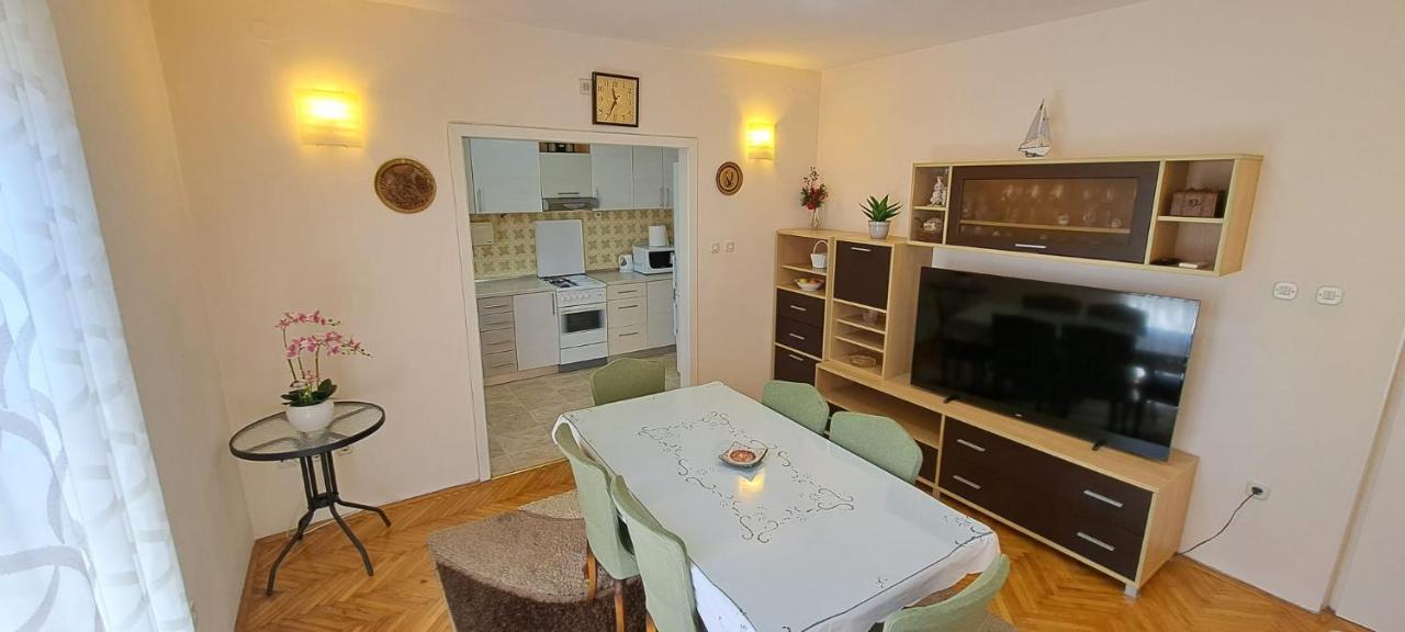 Apartment Sego Kaštela Εξωτερικό φωτογραφία