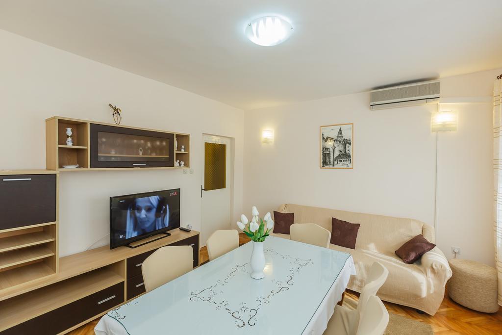 Apartment Sego Kaštela Εξωτερικό φωτογραφία